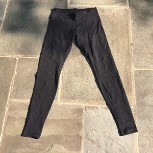 Black Lululemon leggings